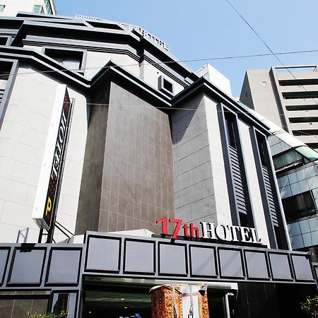 17Th Hotel Yeonje Buitenkant foto