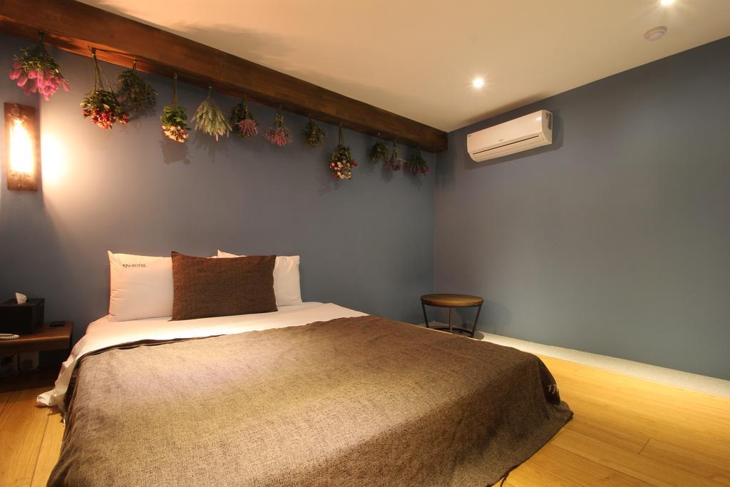 17Th Hotel Yeonje Buitenkant foto